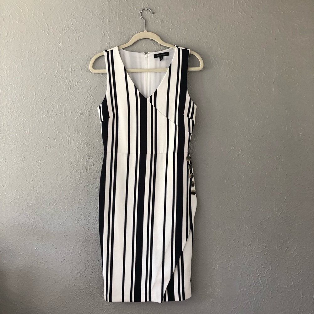 Banana Republic Striped Dress Sheath Faux Wrap Dress - Size 2 Tall